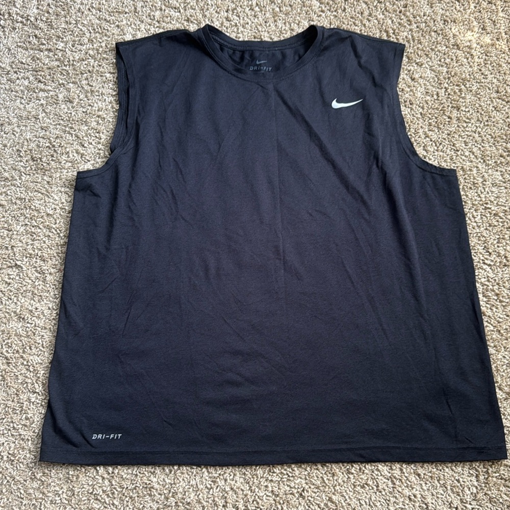 EUC Men’s Nike Dri-Fit Black Loose Sleeveless Shirt Size 2XL